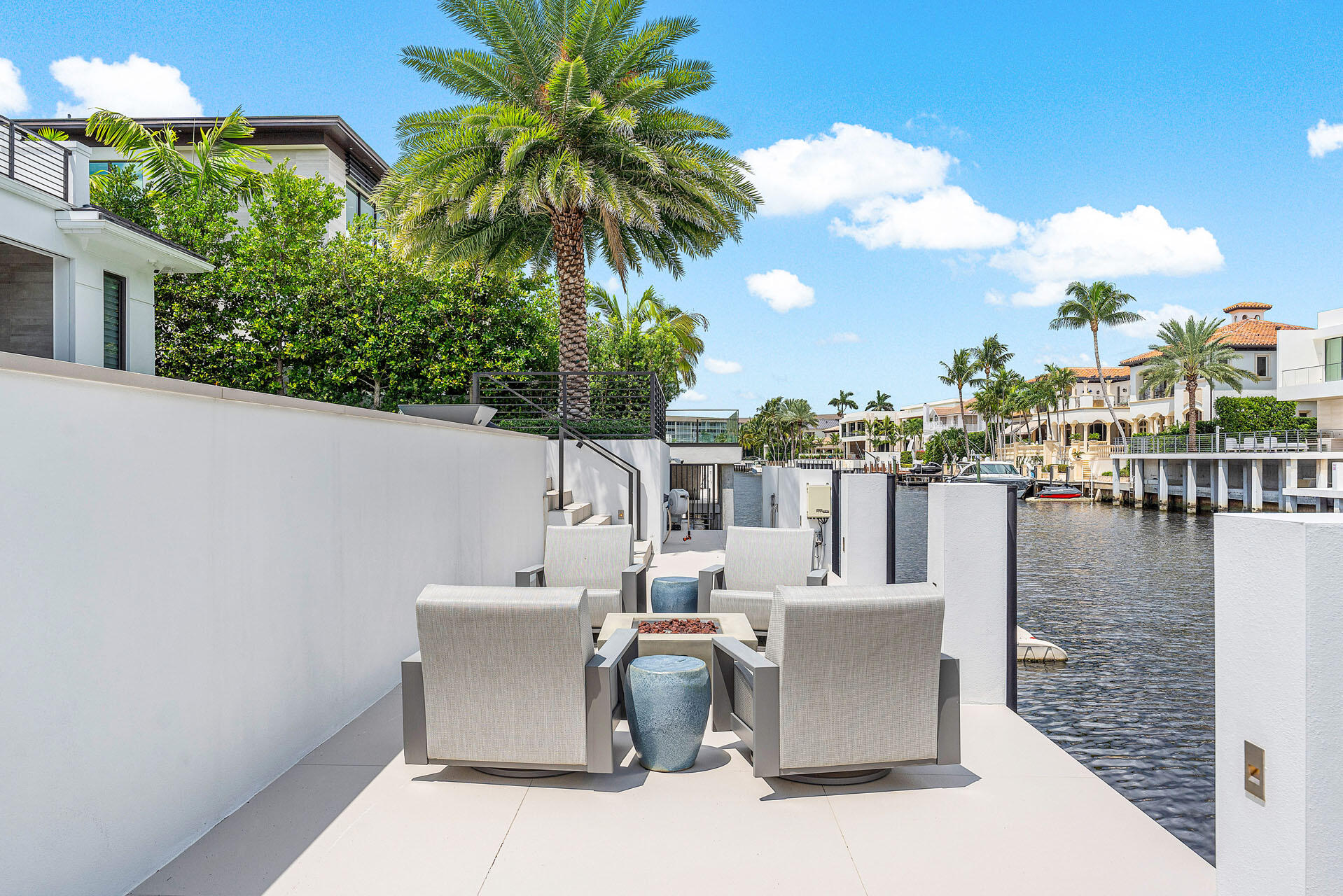 ROYAL PALM YACHT & COUNTR - Residential