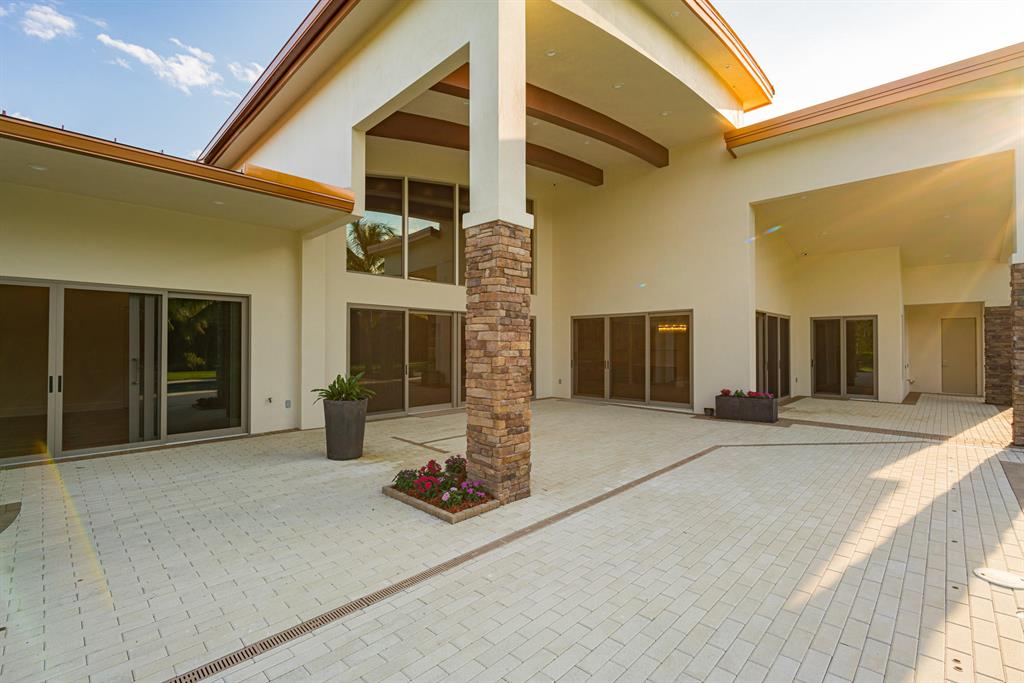 HORSESHOE ACRES - Residential