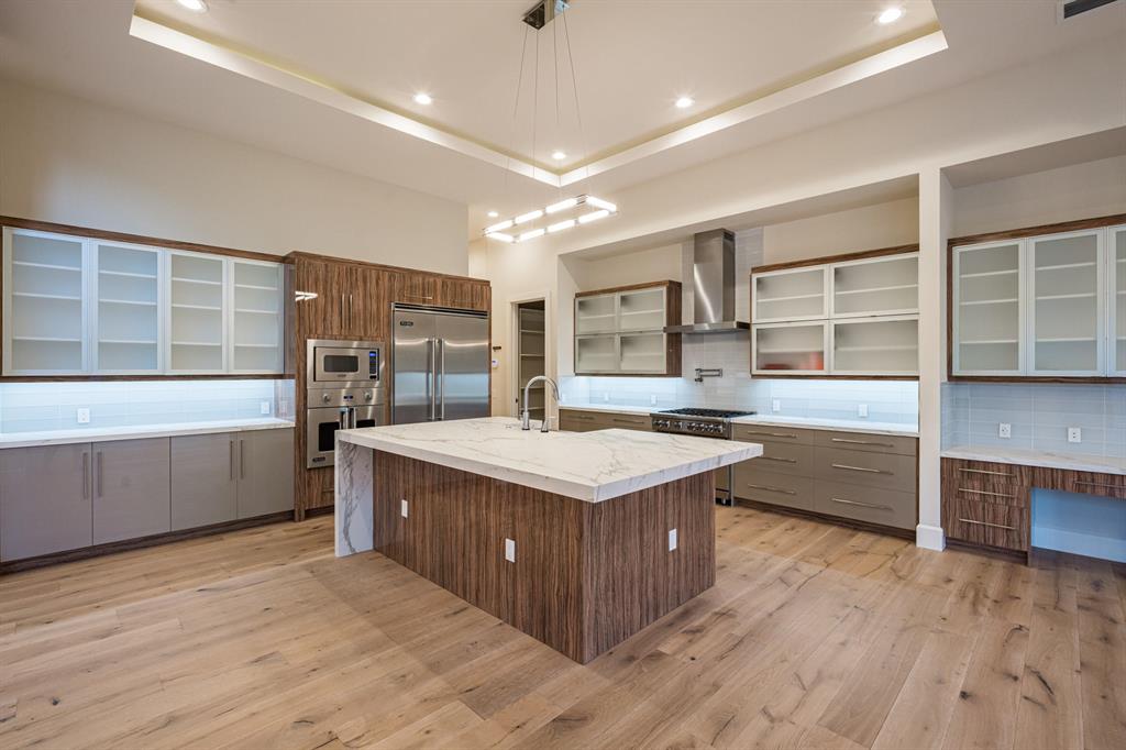 HORSESHOE ACRES - Residential