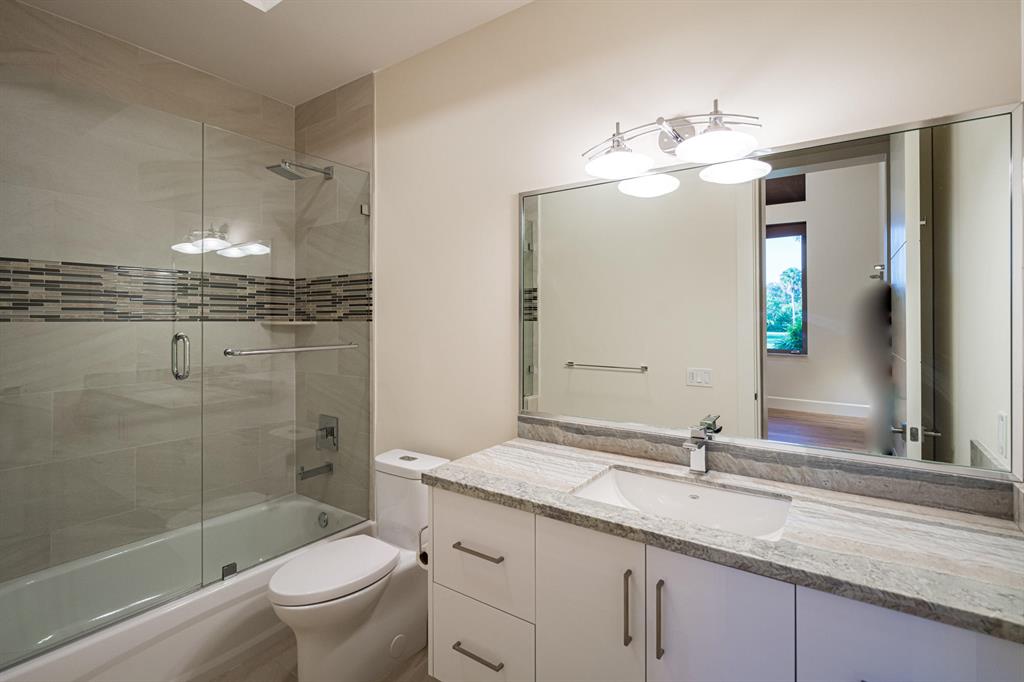 HORSESHOE ACRES - Residential