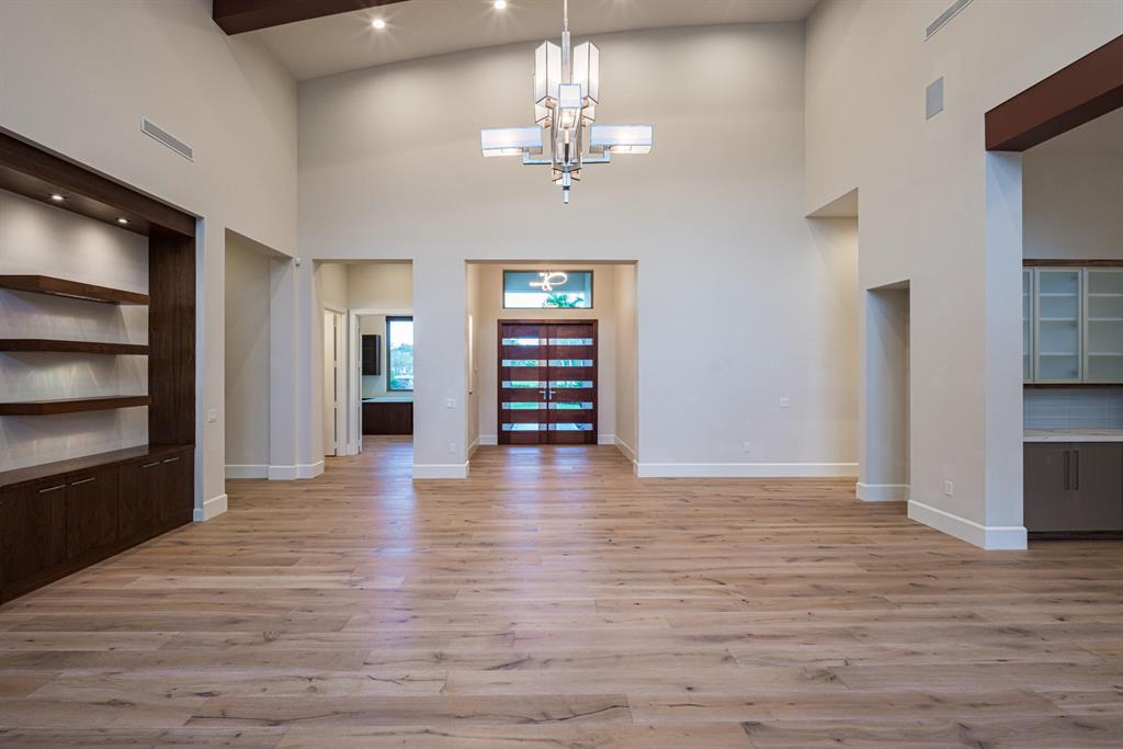 HORSESHOE ACRES - Residential