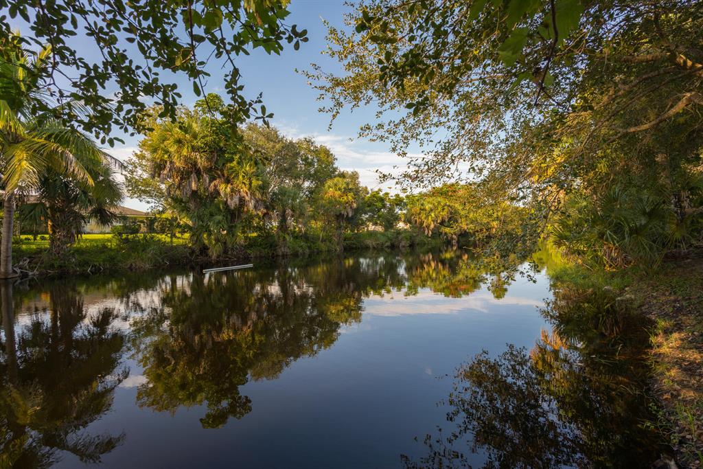 HORSESHOE ACRES - Residential