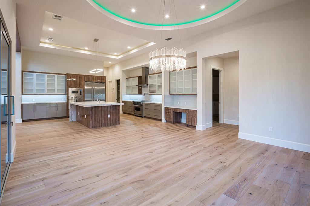 HORSESHOE ACRES - Residential