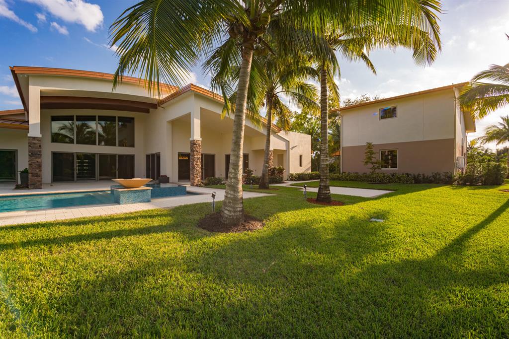 HORSESHOE ACRES - Residential