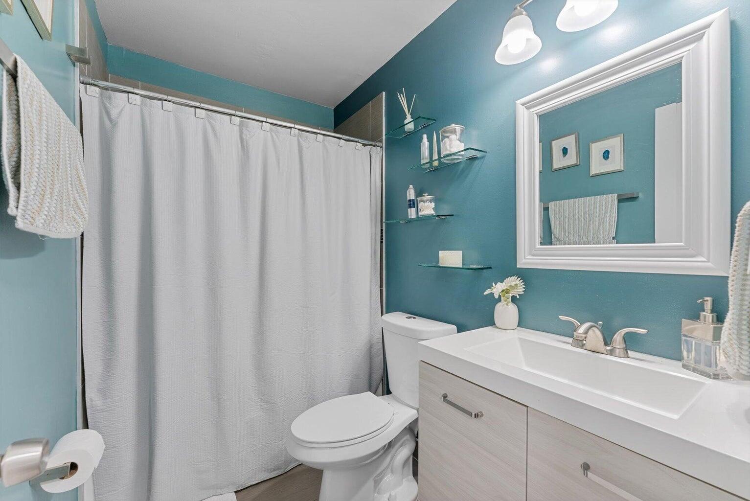 LEES CROSSING 1 TWNHS - Residential Lease