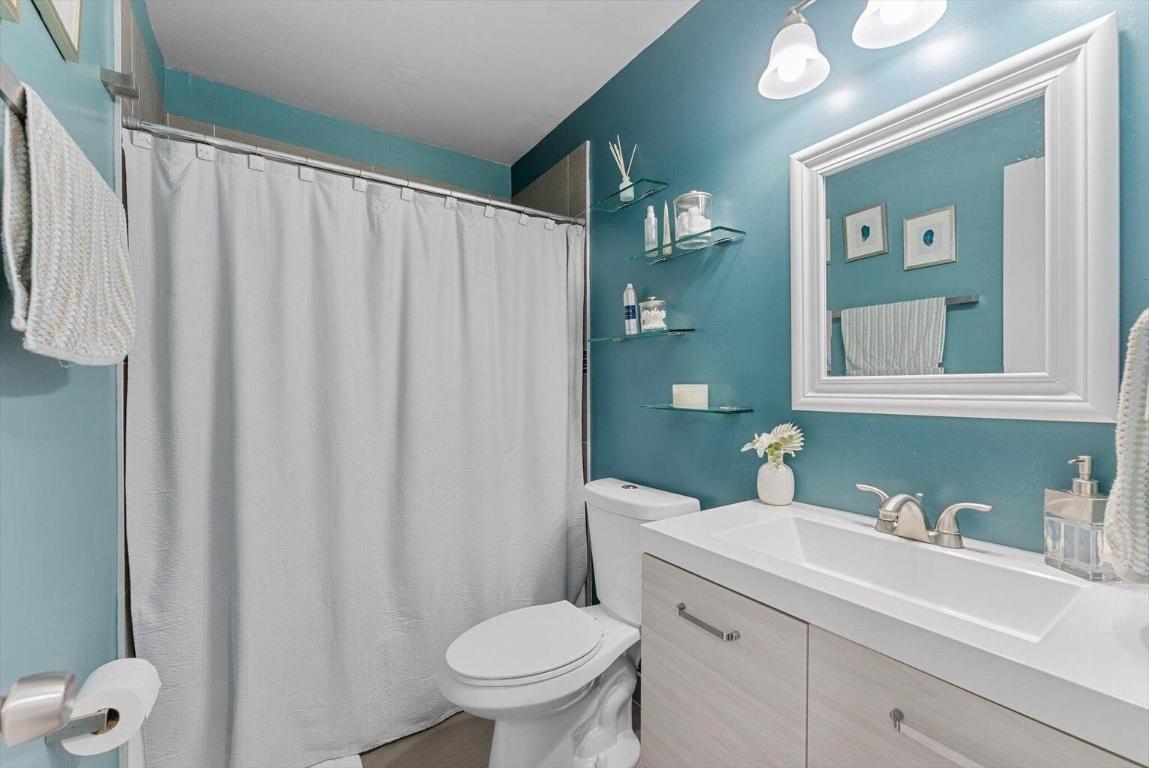 LEES CROSSING 1 TWNHS - Residential Lease