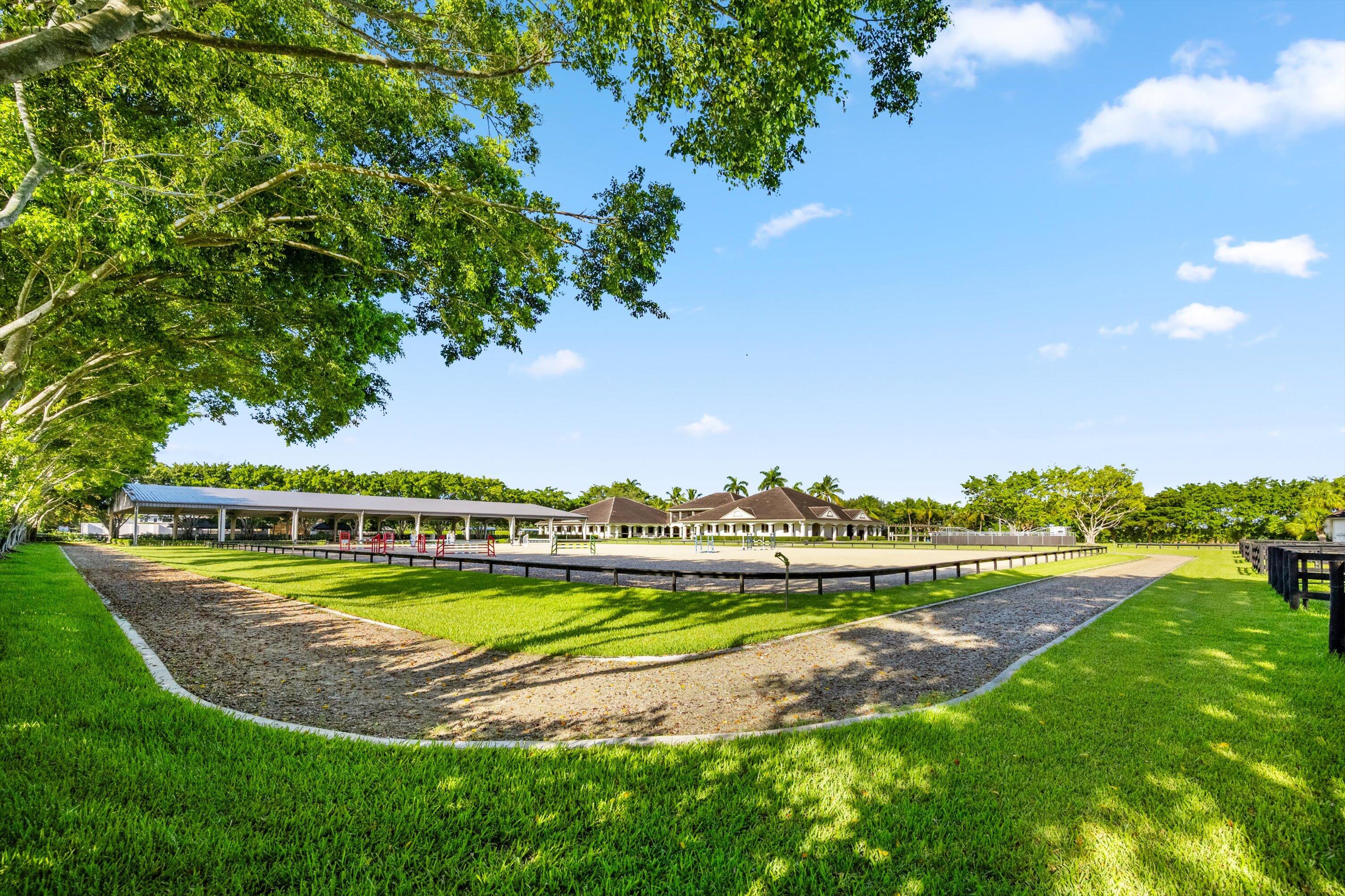 FARMS AT EQUESTRIAN CLUB - Residential Lease