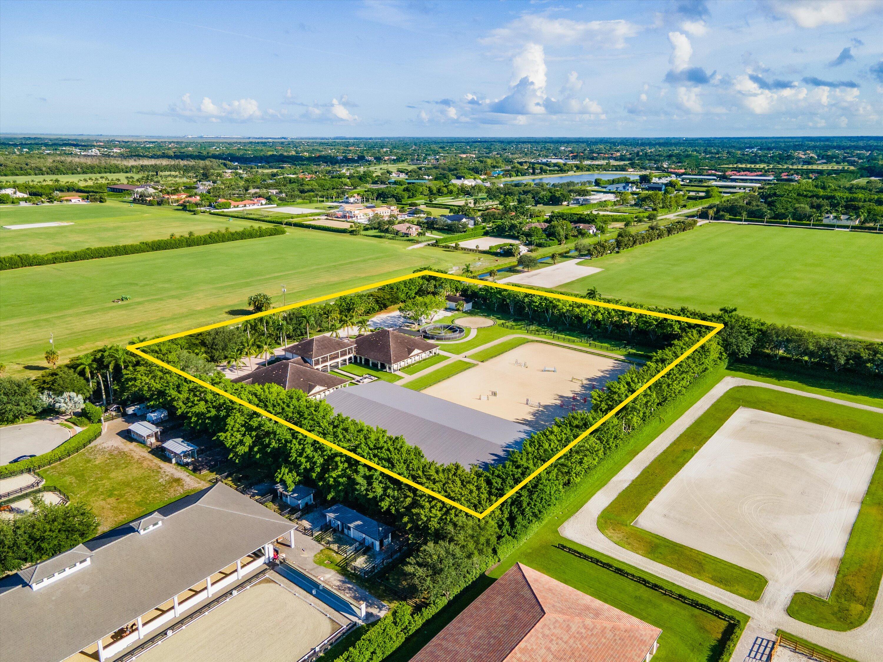 FARMS AT EQUESTRIAN CLUB - Residential Lease