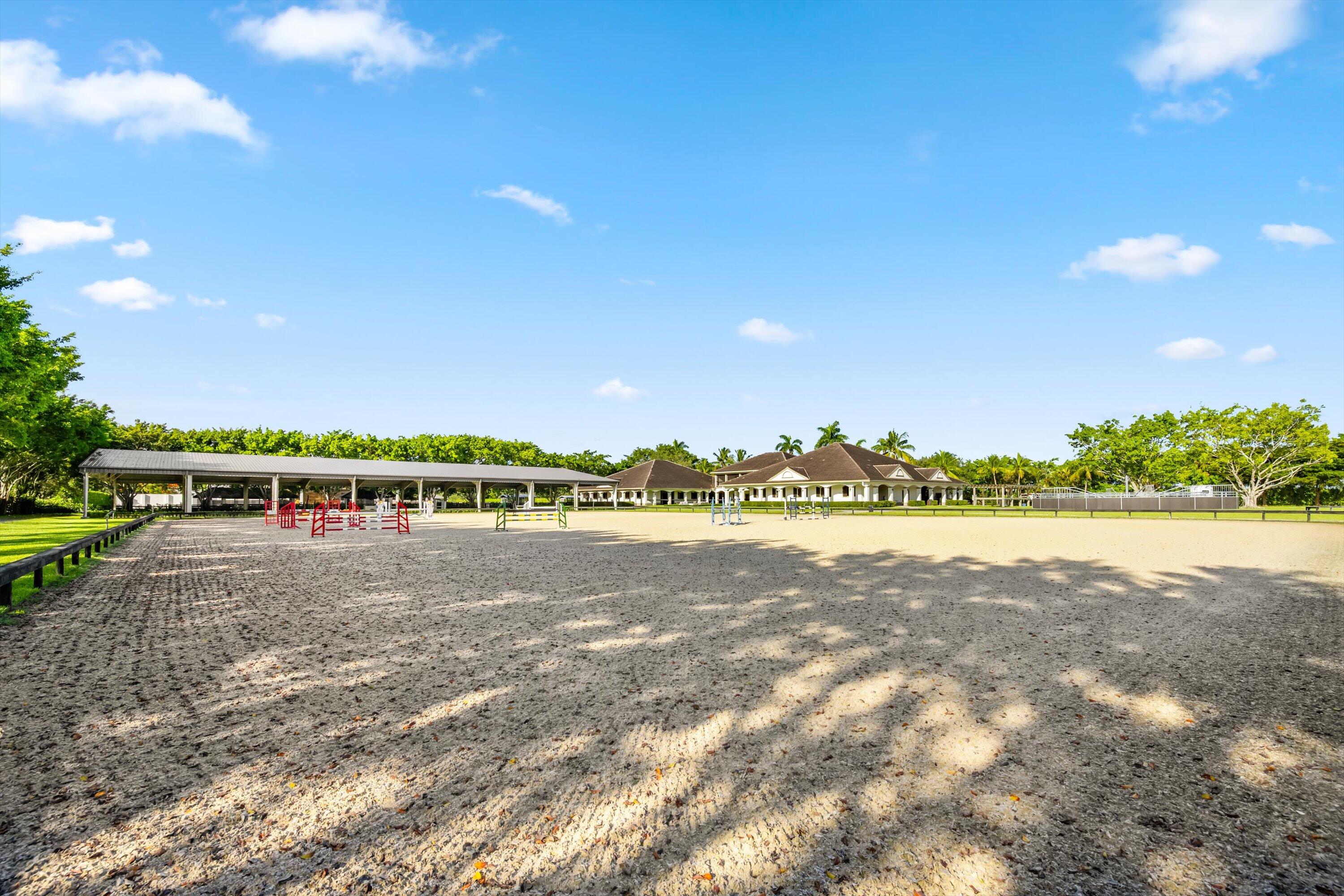 FARMS AT EQUESTRIAN CLUB - Residential Lease