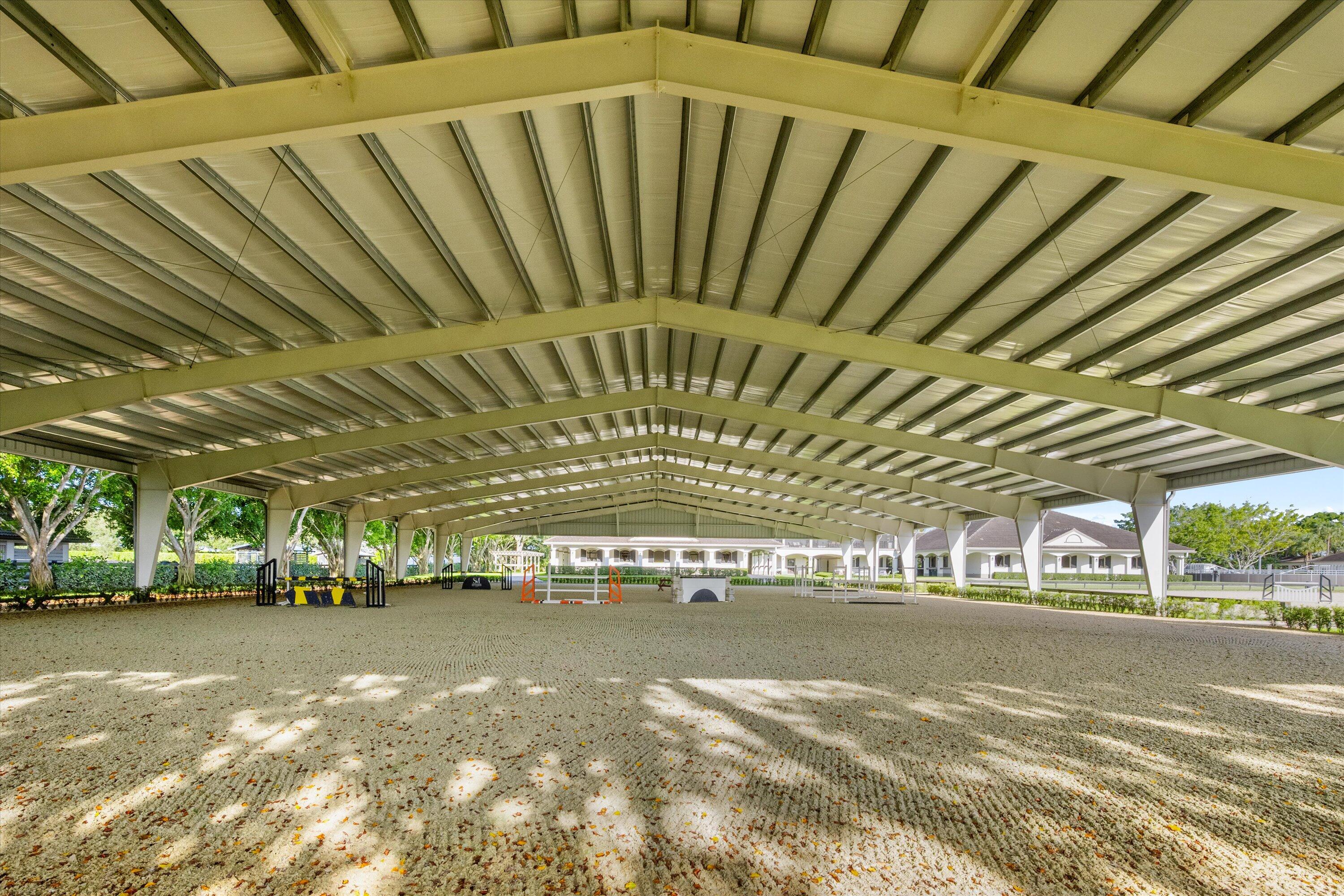 FARMS AT EQUESTRIAN CLUB - Residential Lease