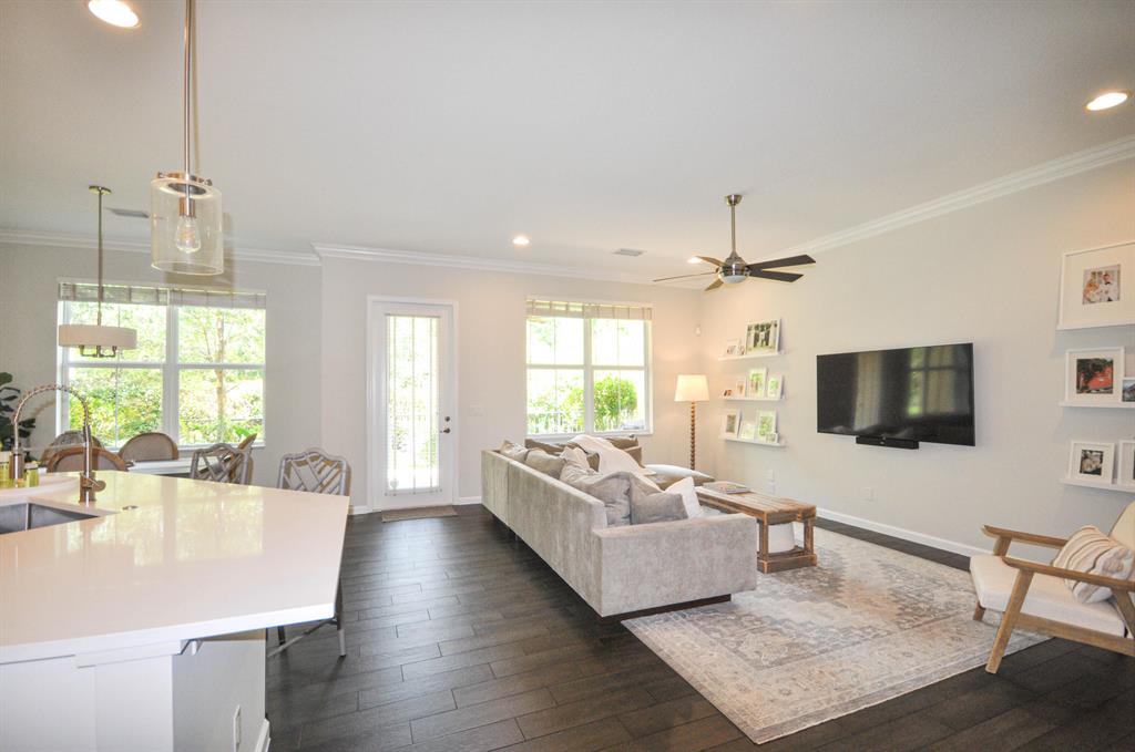 Hampton Cay - Residential