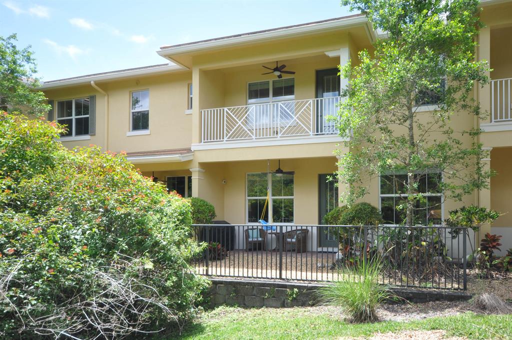 Hampton Cay - Residential