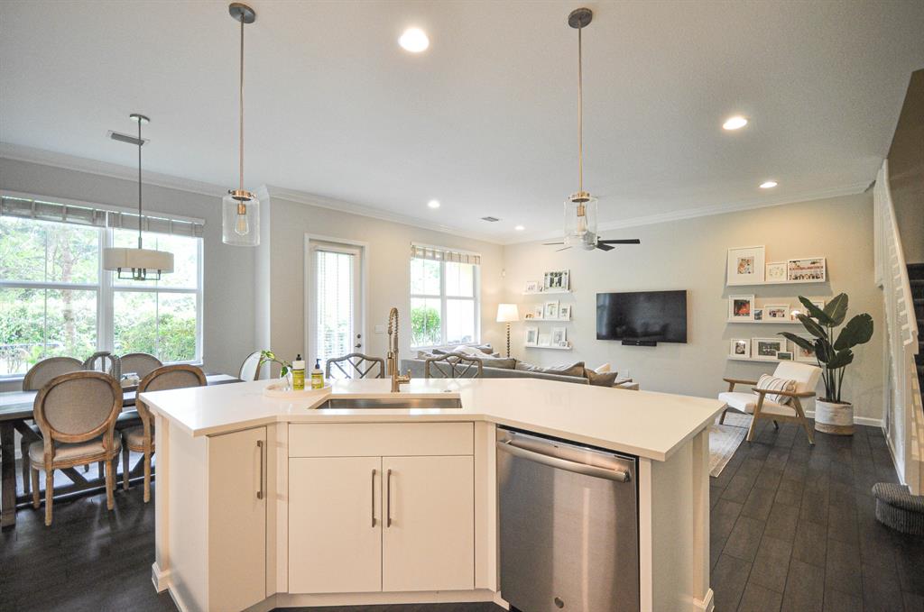 Hampton Cay - Residential