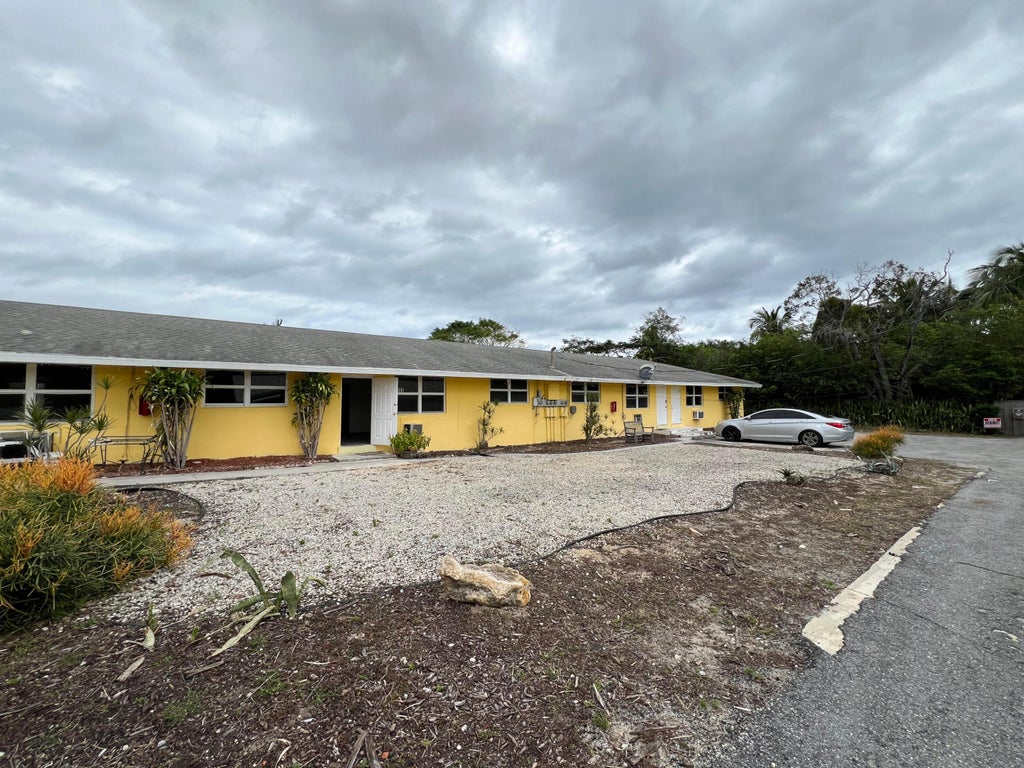 Photo of 1865 Dillone Lane, North Palm Beach, FL 33408 (MLS # R10947498)