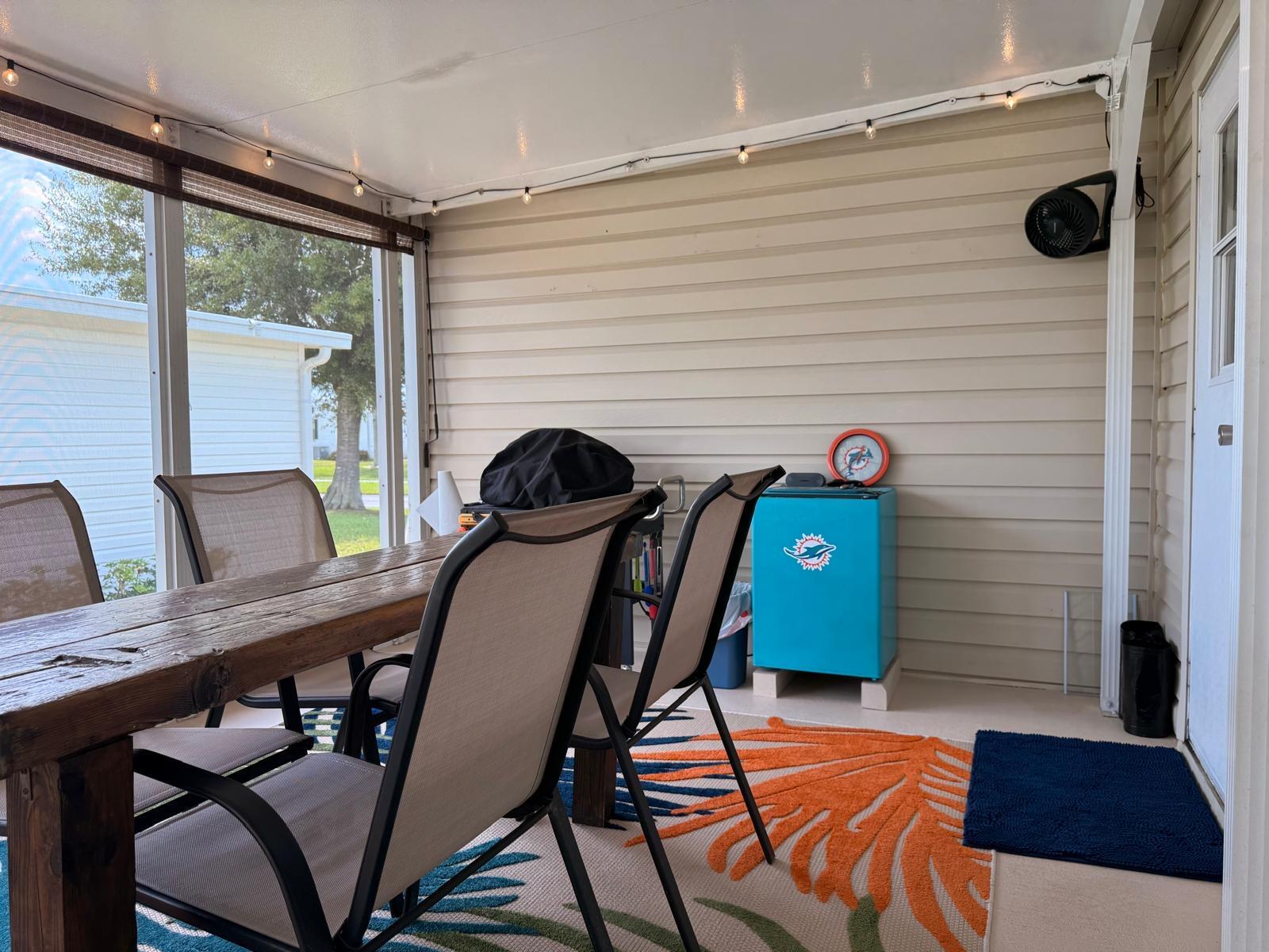 TROPICAL ISLES - Residential