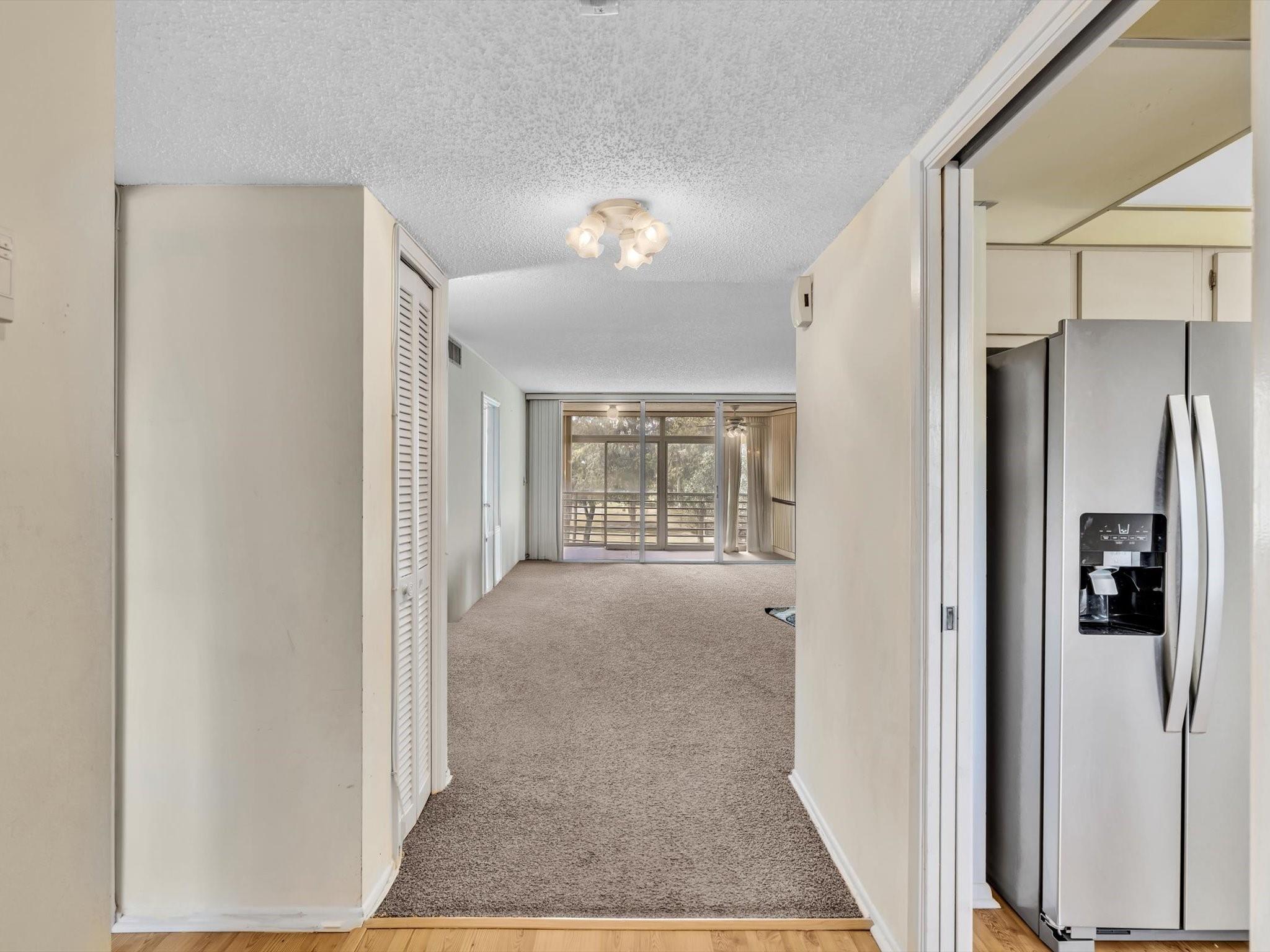 625 S Oaks Dr 305