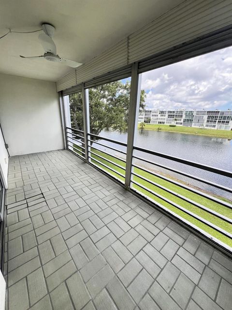 3037 Cambridge B Deerfield Beach FL 33442