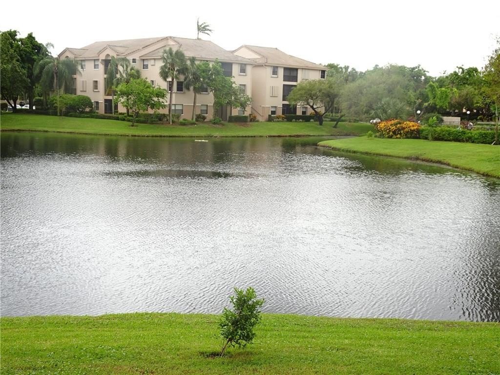 BAYVIEW VILLAGE - Residential