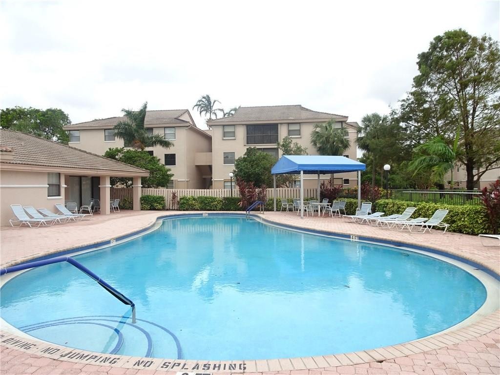 BAYVIEW VILLAGE - Residential