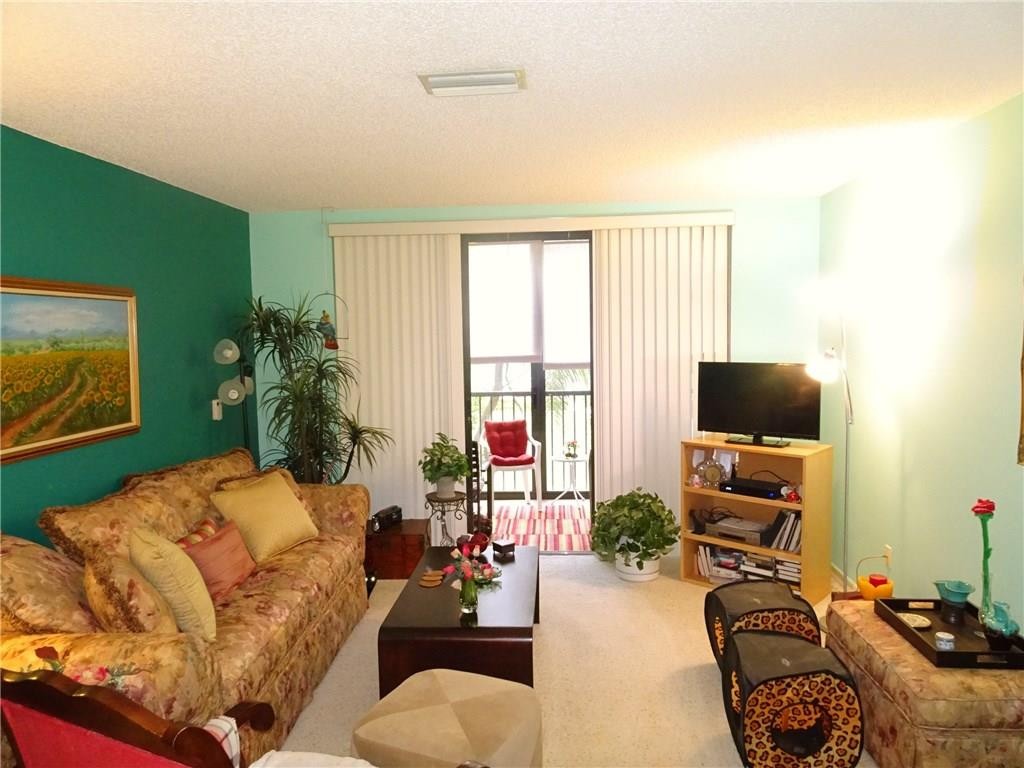 BAYVIEW VILLAGE - Residential
