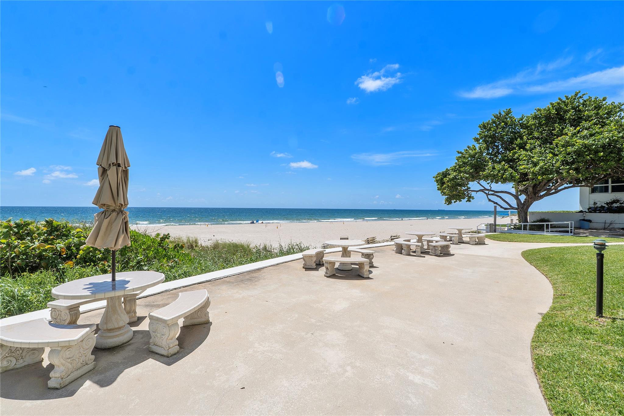 1500 S Ocean Blvd 402