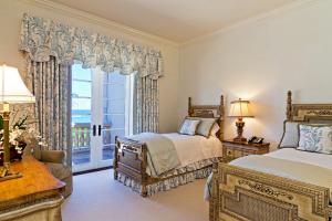 SAILFISH POINT 26 - Residential