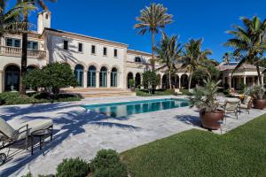 SAILFISH POINT 26 - Residential