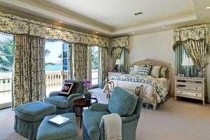 SAILFISH POINT 26 - Residential