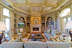 SAILFISH POINT 26 - Residential