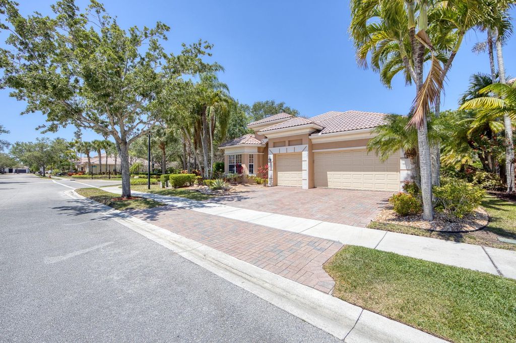 Photo of 7501 NW 115th Terrace, Parkland, FL 33076 (MLS # F10500719)