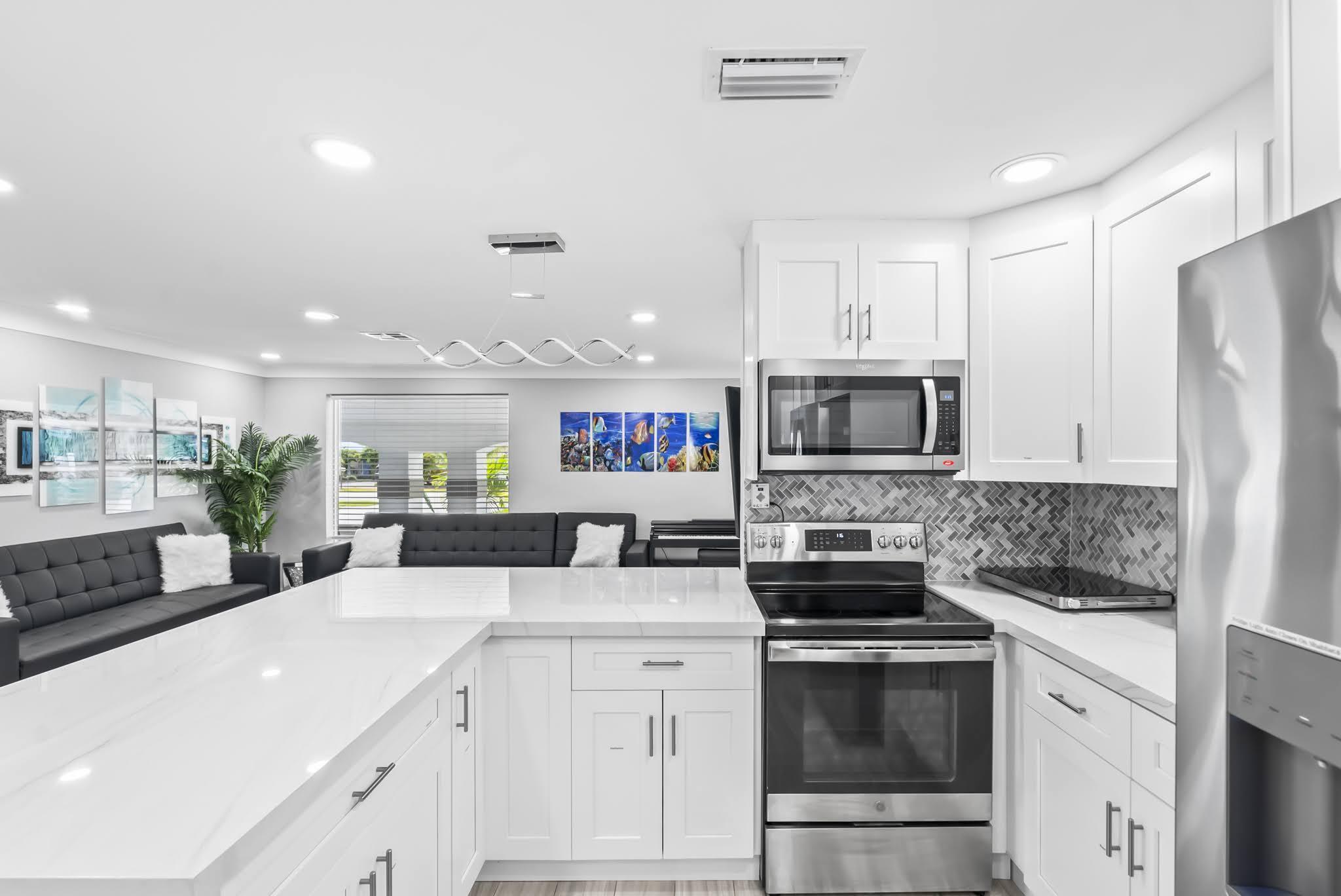 UNIVERSITY GARDENS - Residential Lease