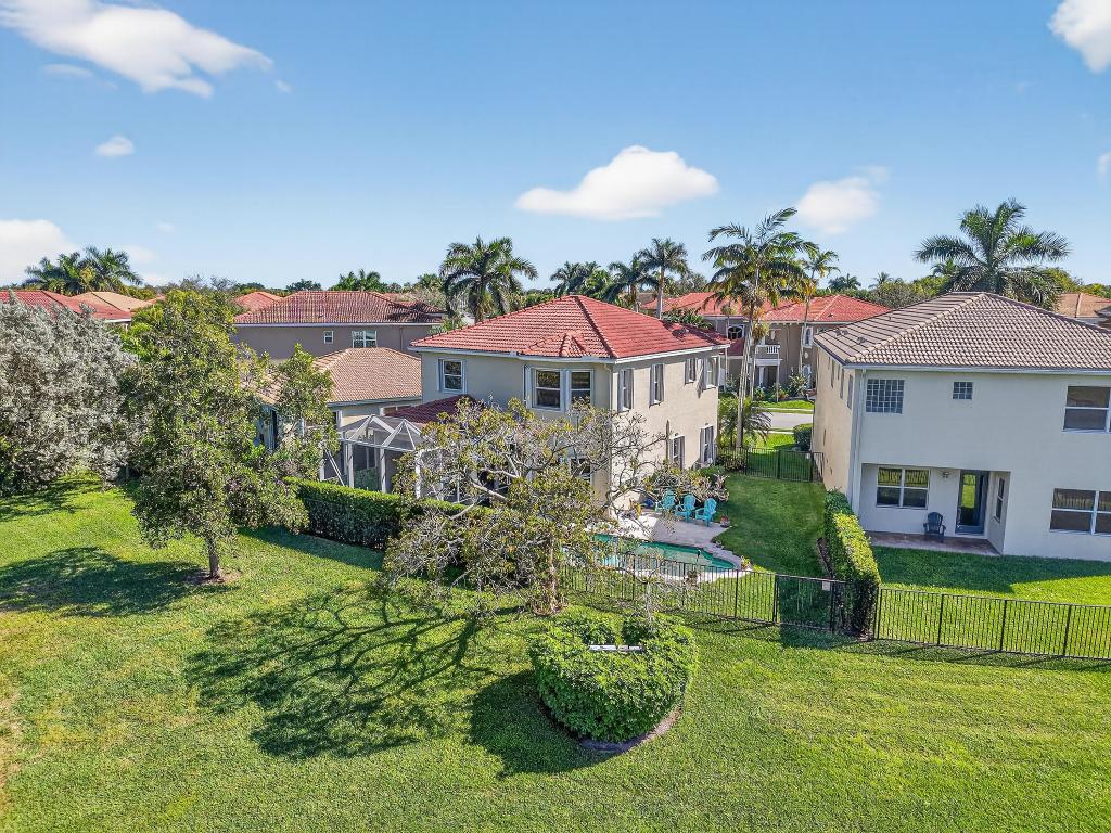 KNOLLWOOD PUD - Residential