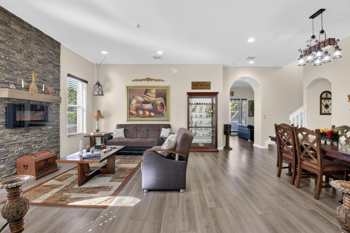 KNOLLWOOD PUD - Residential