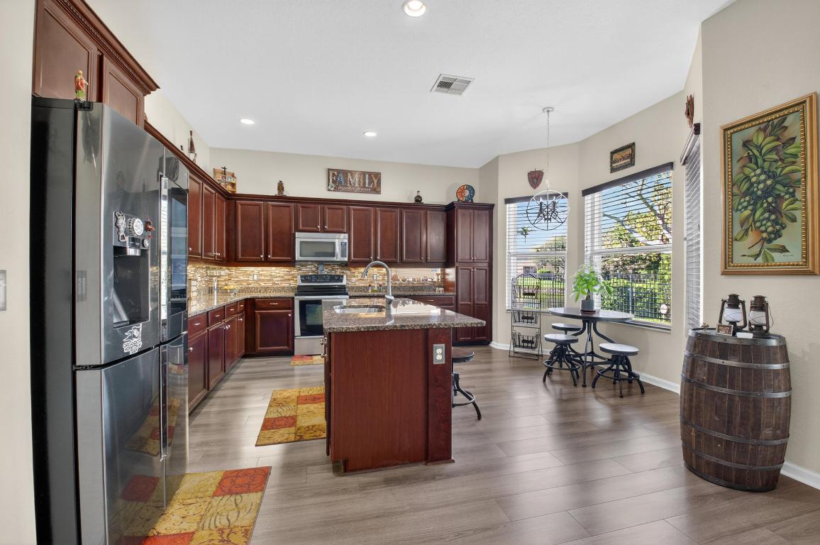 KNOLLWOOD PUD - Residential