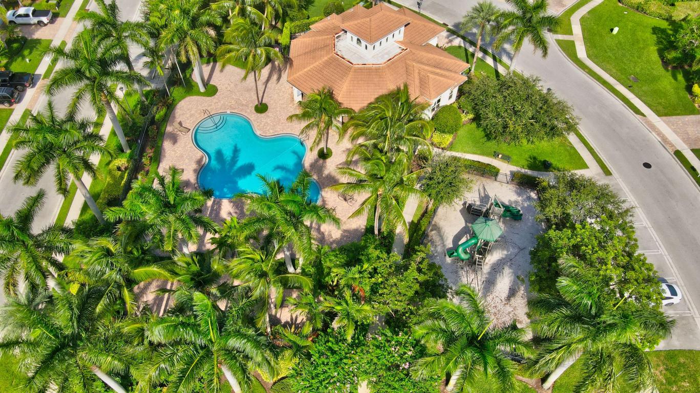 KNOLLWOOD PUD - Residential