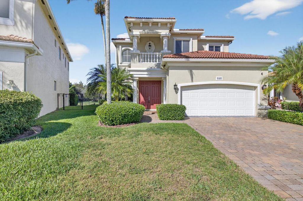 Photo of 4325 Key Lime Boulevard, Boynton Beach, FL 33436 (MLS # R11155176)