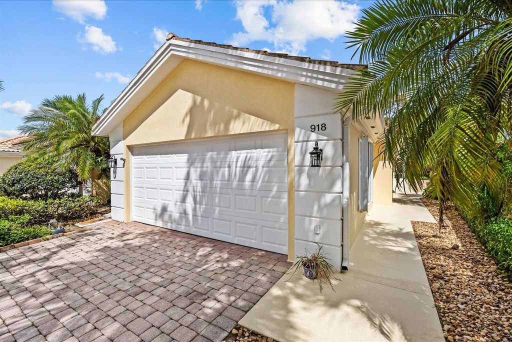 Photo of 918 SW Balmoral Trace, Stuart, FL 34997 (MLS # B26030699)