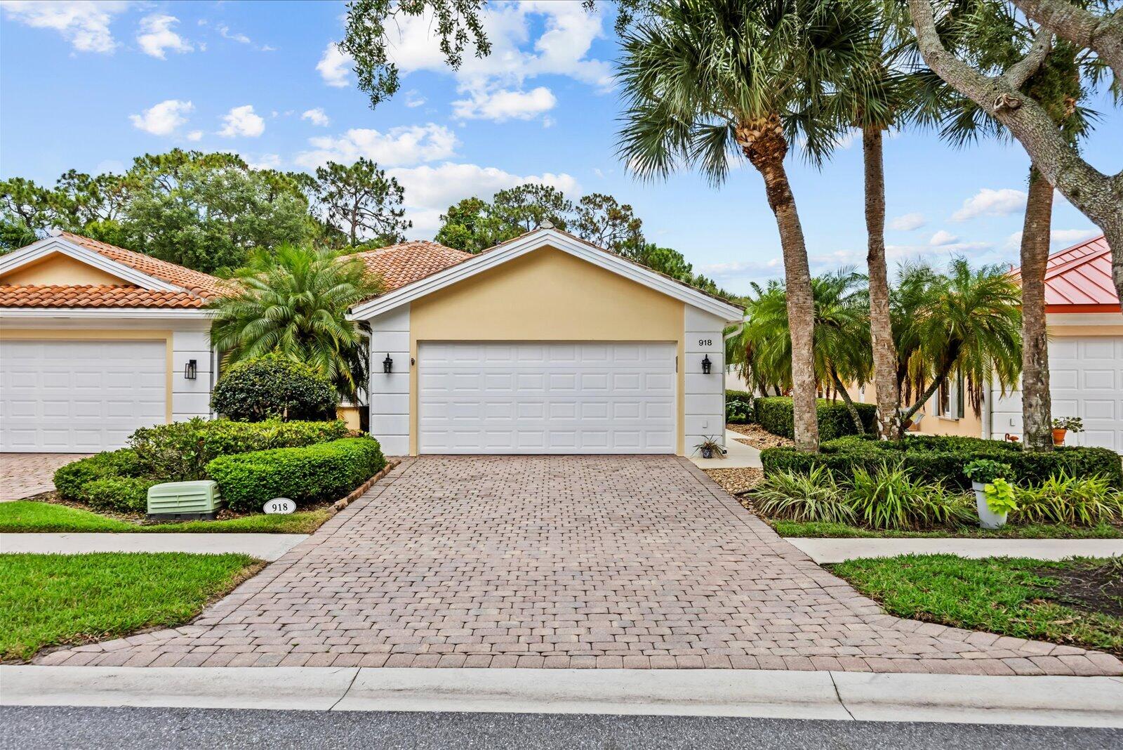 FLORIDA CLUB - Residential