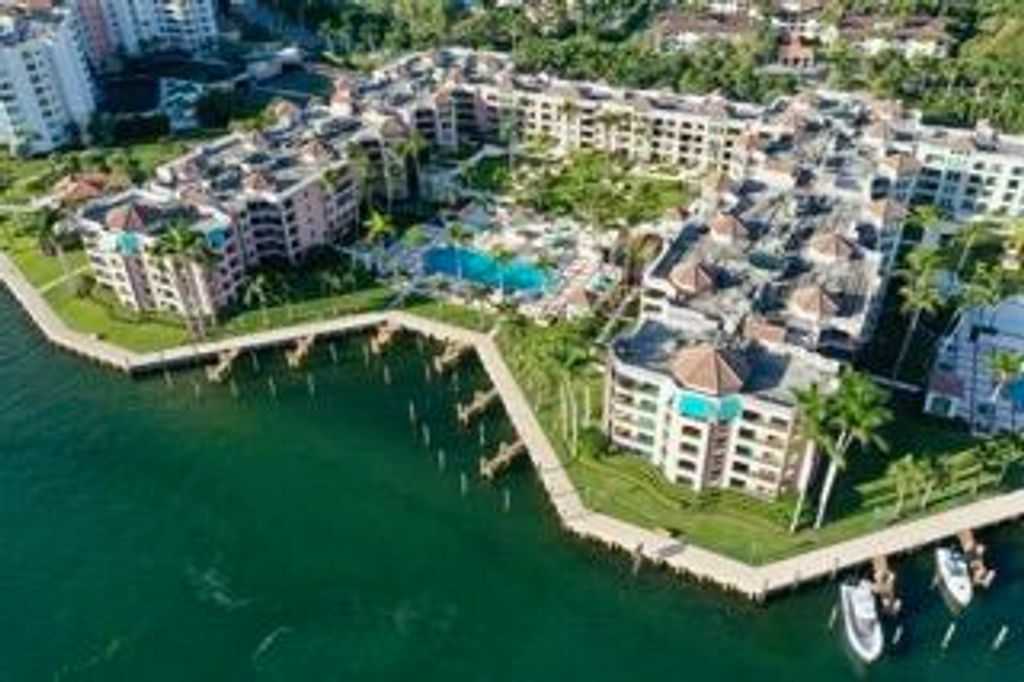 Photo of 140 SE 5th Avenue #440, Boca Raton, FL 33432 (MLS # R11143647)