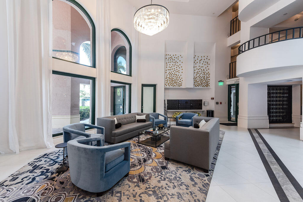 140 SE 5th Avenue 440