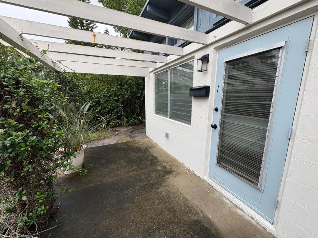 Photo of 2335 15th Avenue #1, Vero Beach, FL 32960 (MLS # R11133298)