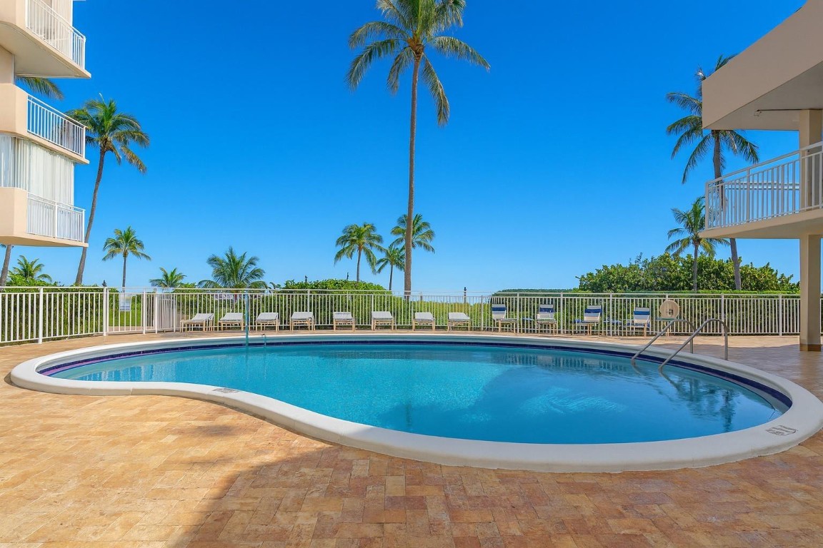 5200 N Ocean Boulevard 109