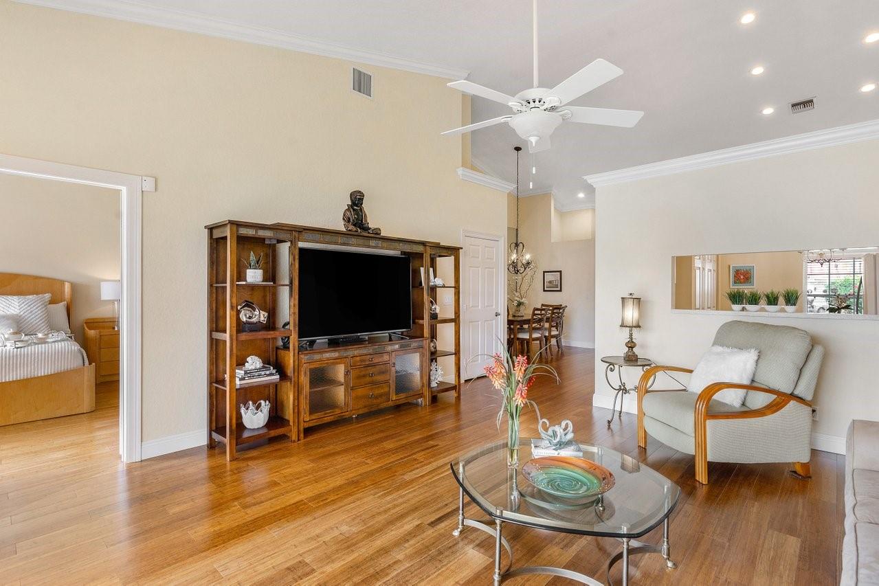 Quail Run Villas - Residential