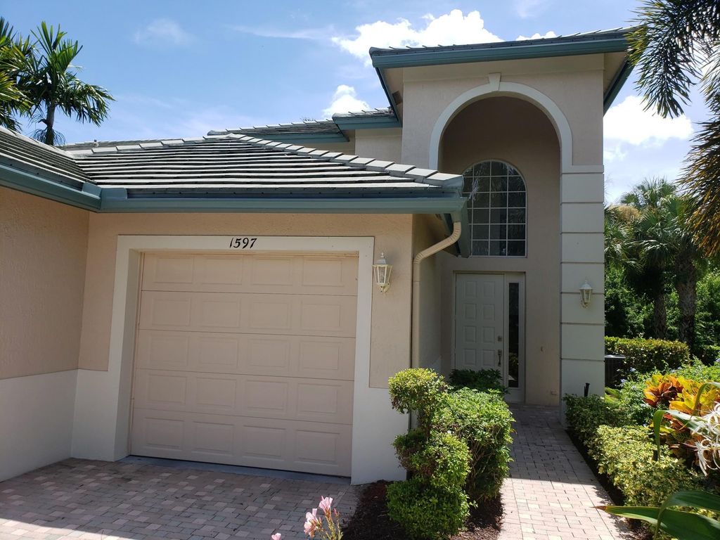 Photo of 1597 SE Prestwick Lane #1, Port St Lucie, FL 34952 (MLS # R10913532)