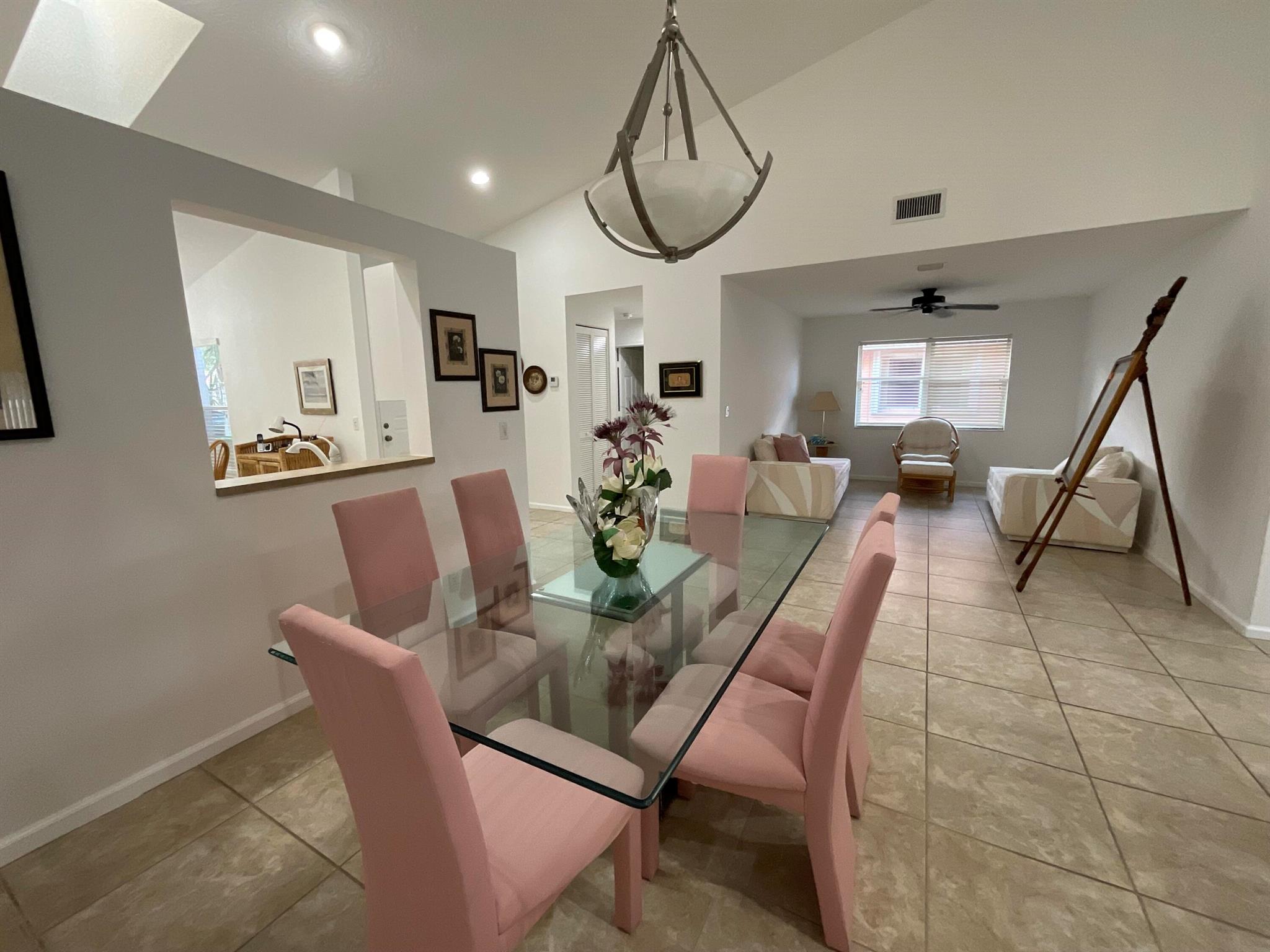 CORAL LAKES V - Residential Lease