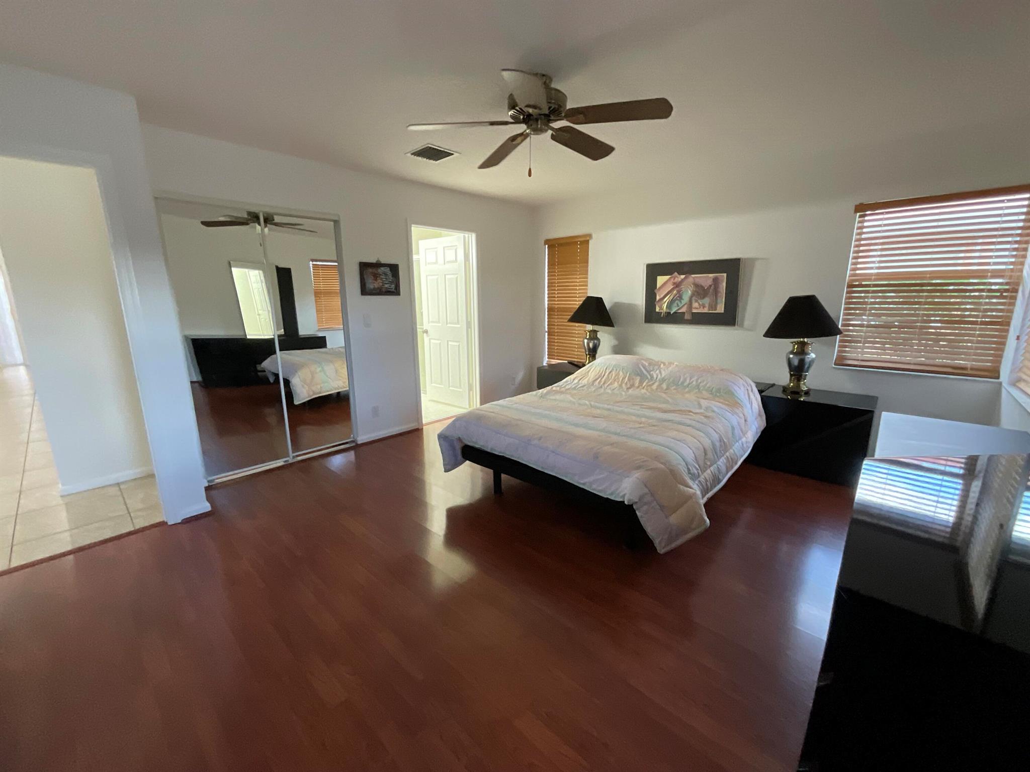 CORAL LAKES V - Residential Lease