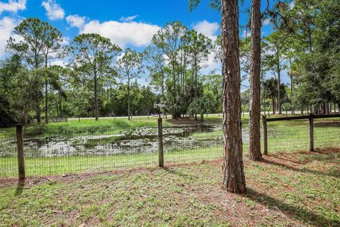 A home in Loxahatchee