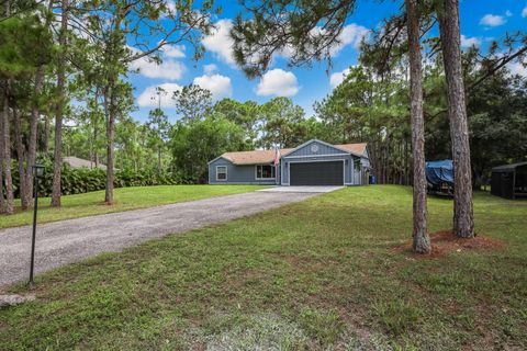 A home in Loxahatchee