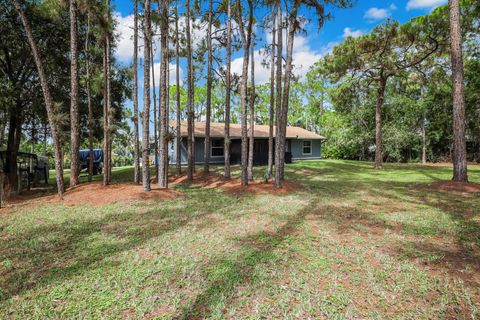 A home in Loxahatchee