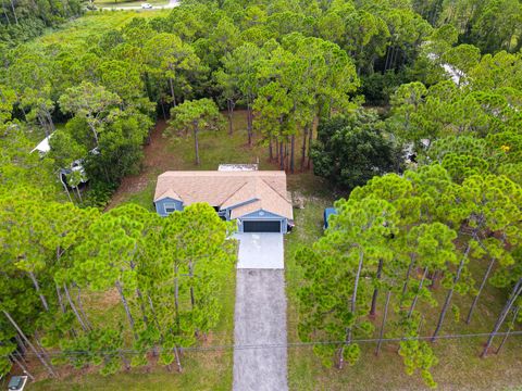 A home in Loxahatchee